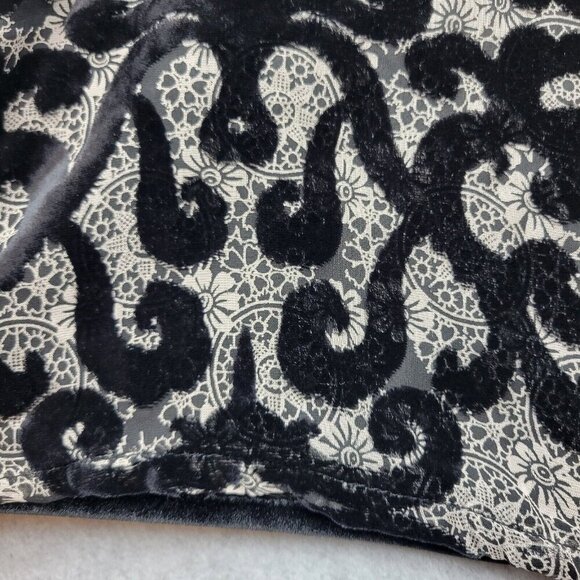 Chicos Travelers Womens Medium 1 Black Button-Front Tunic Velvet Jacket Stretch - Picture 7 of 11